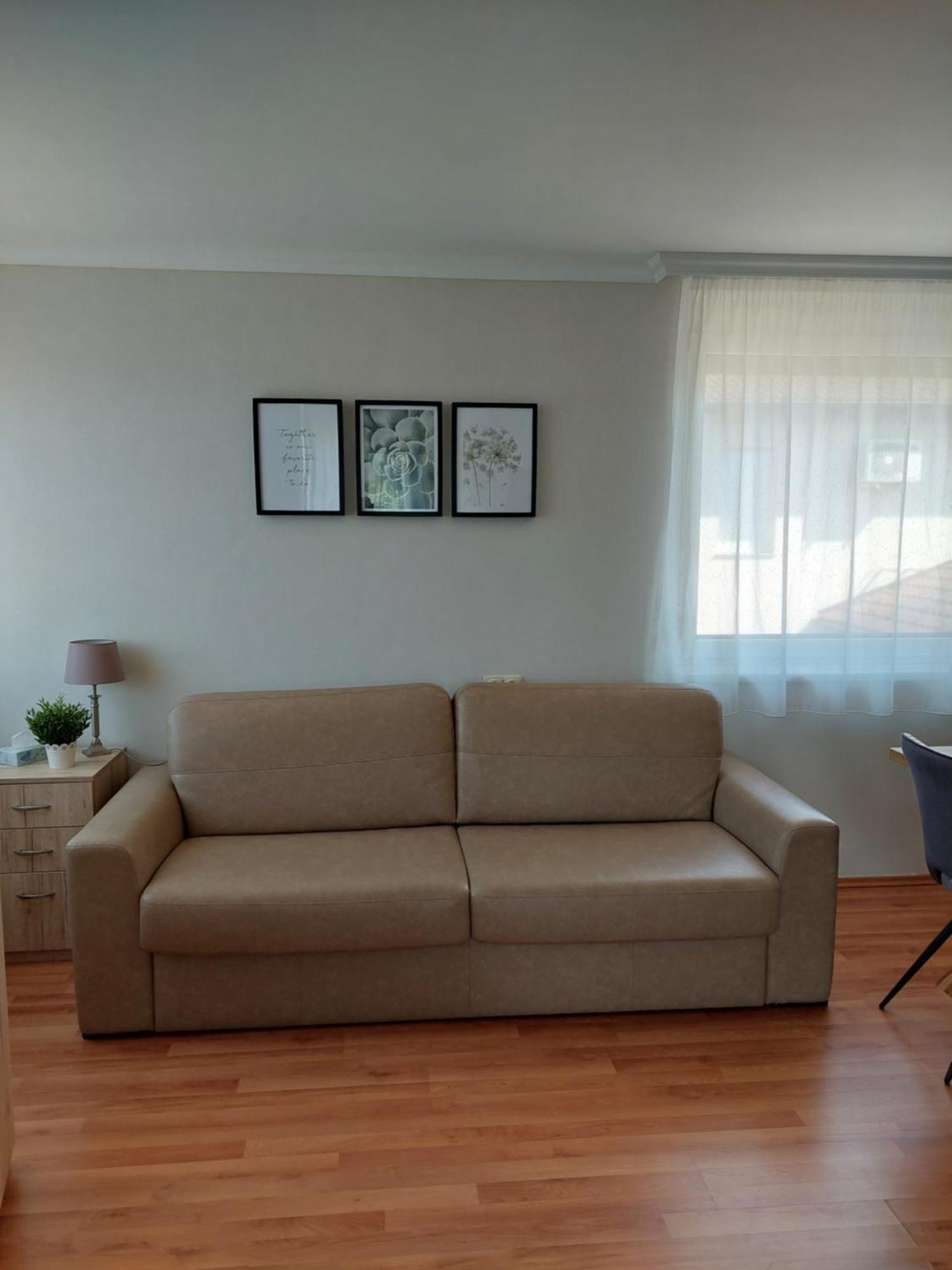 Elek Apartmanhaz Hajdúszoboszló Екстериор снимка